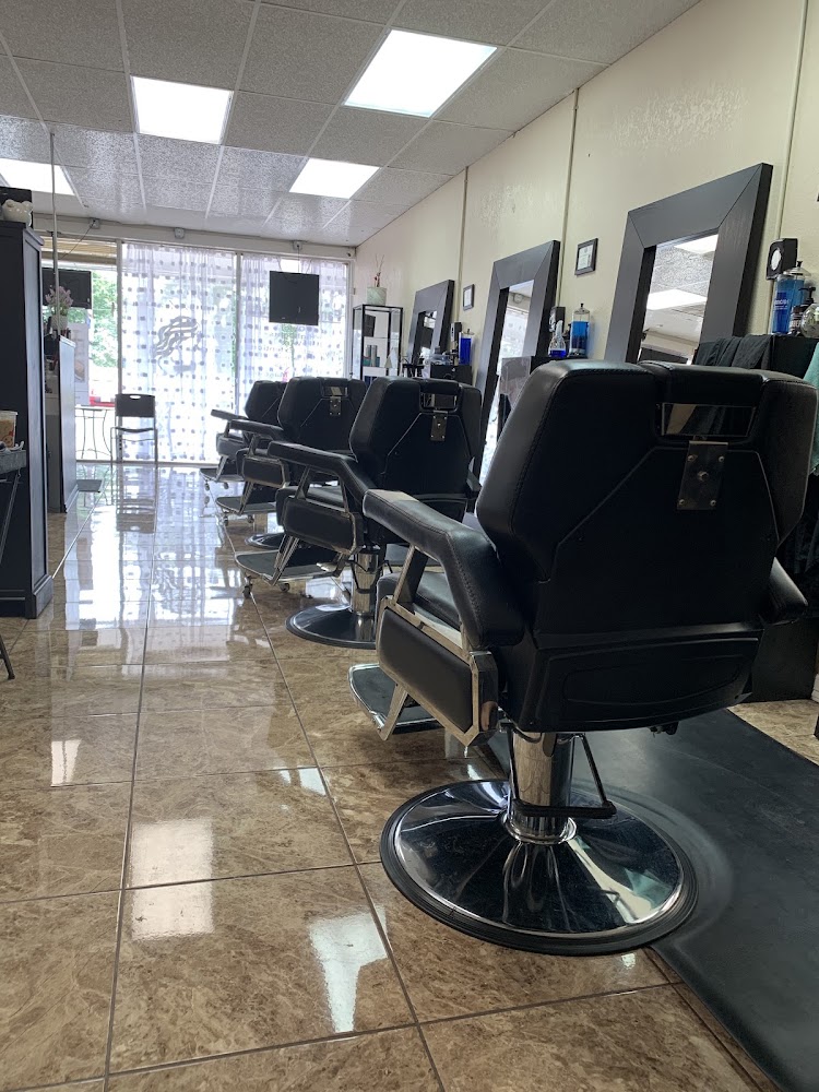 Ericka's Beauty Salon view 4