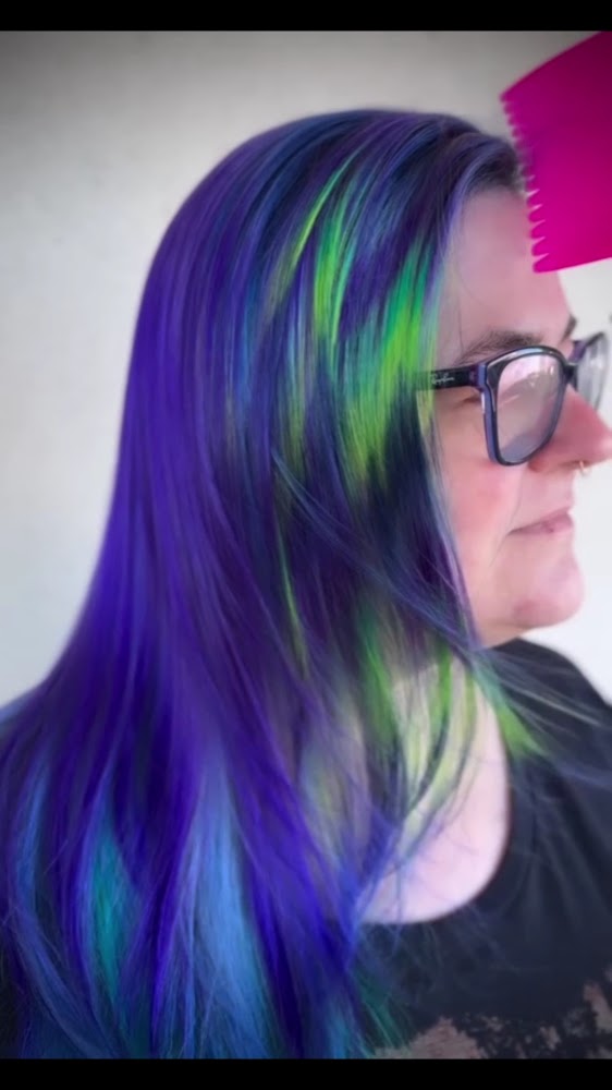 Riot Salon view 3