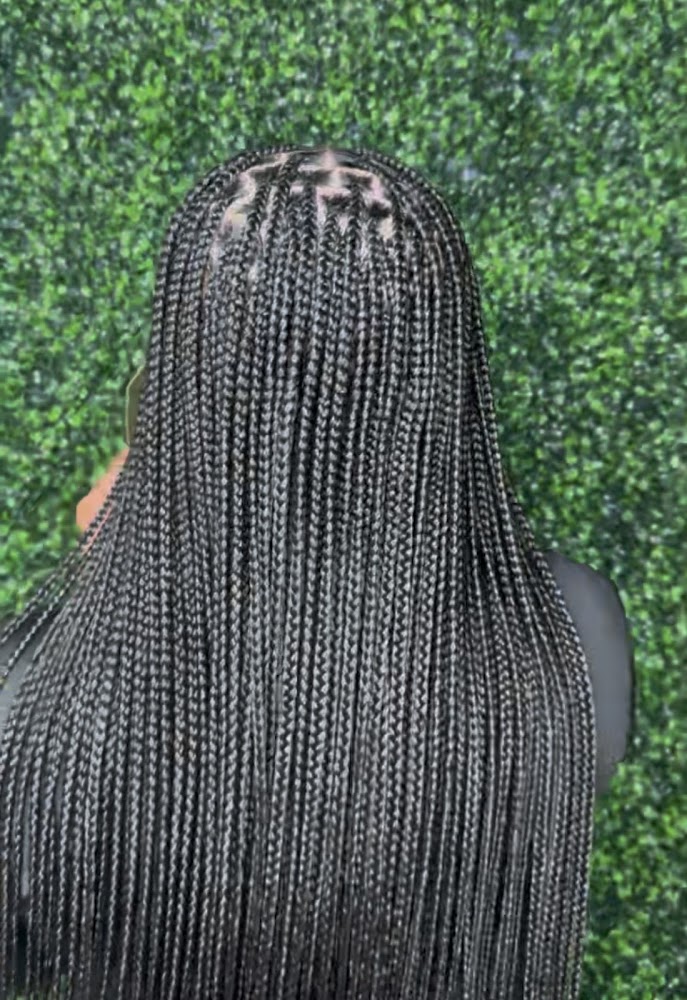 Nice hair Braiding salon view 4