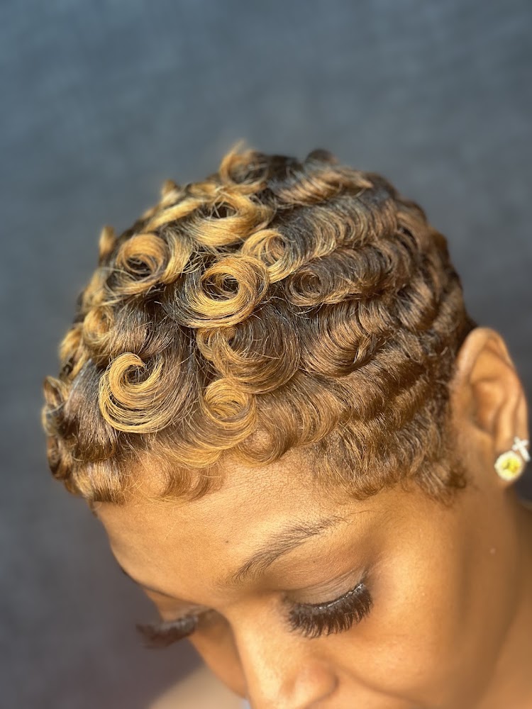 B Beautiful U Hair Bar view 4