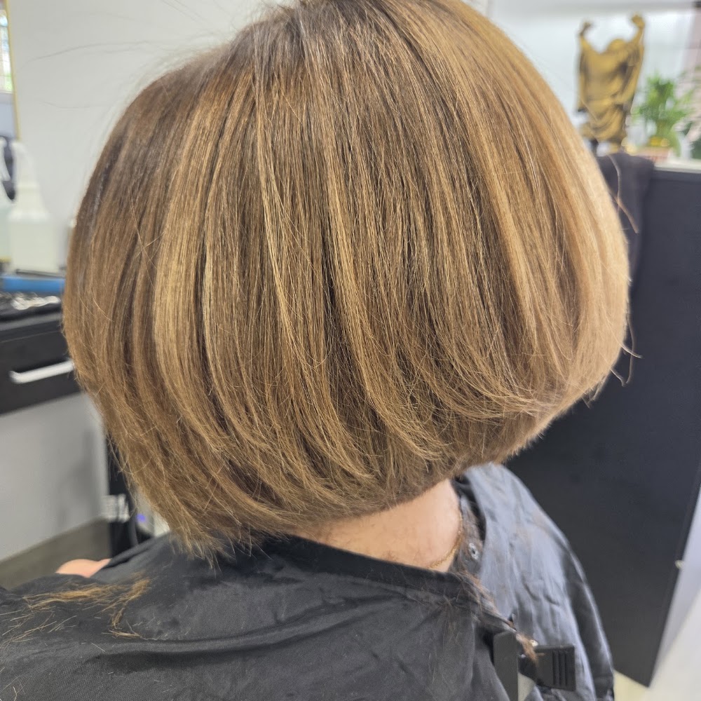Elida's Hair & Nails view 2