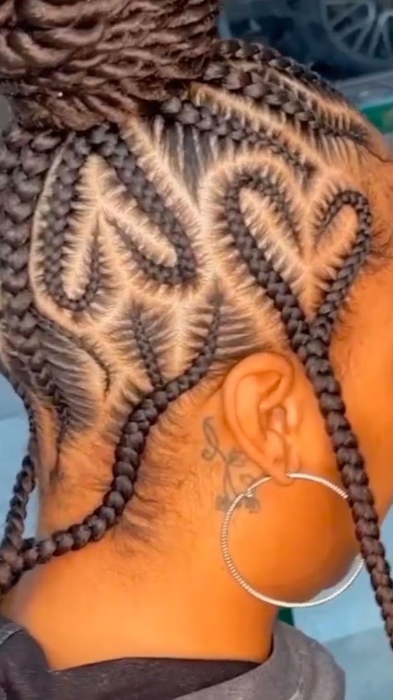 Fatima hair braiding Beauty bar view 3