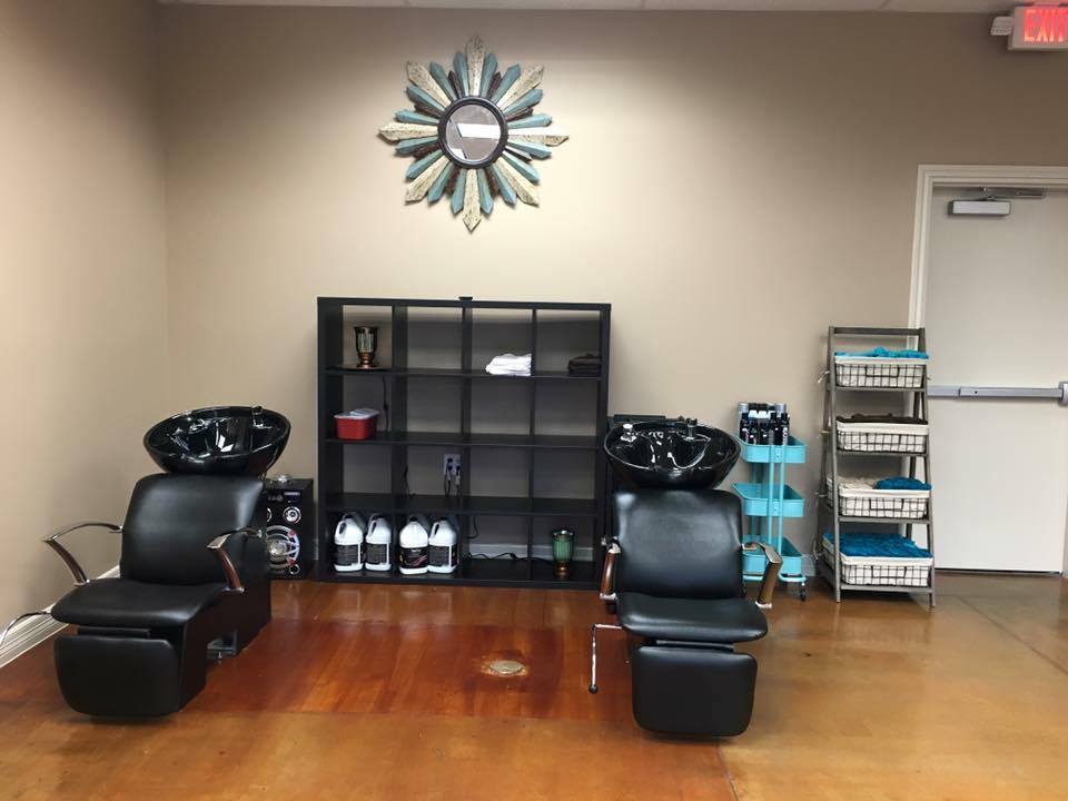 Darla's Hair Studio primary photo