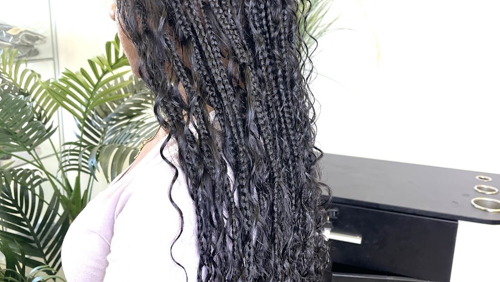 Gigi Salon primary photo