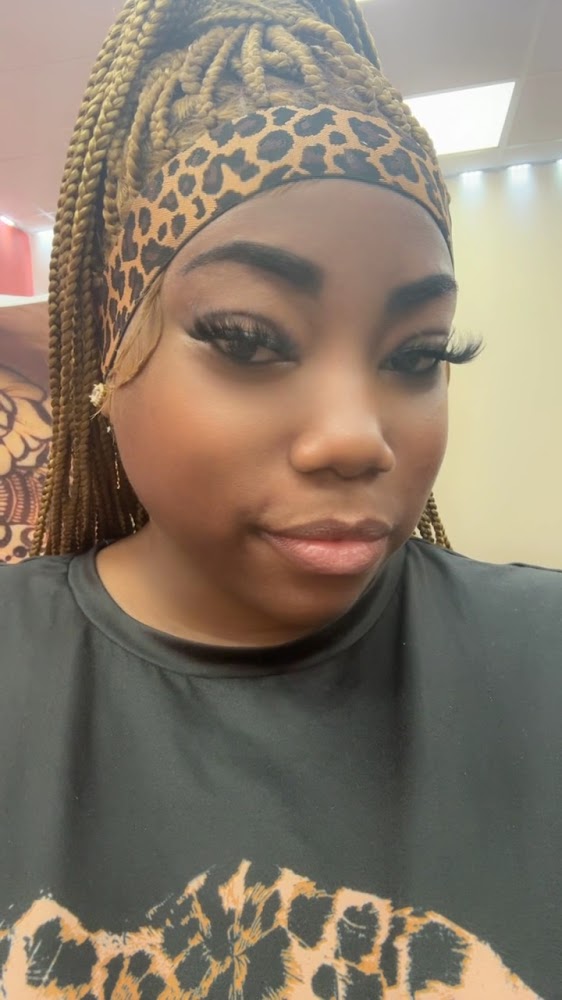 I Brow Beauty Bar view 4