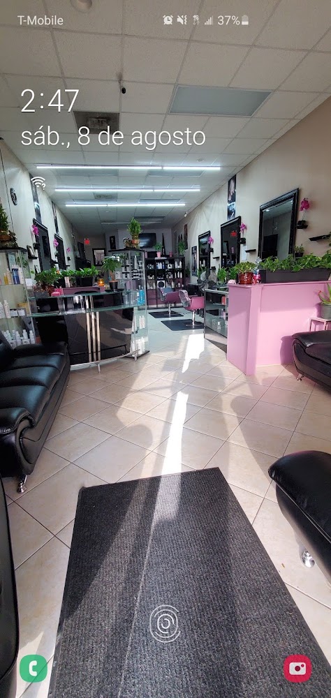 Erne's Beauty Salon view 3
