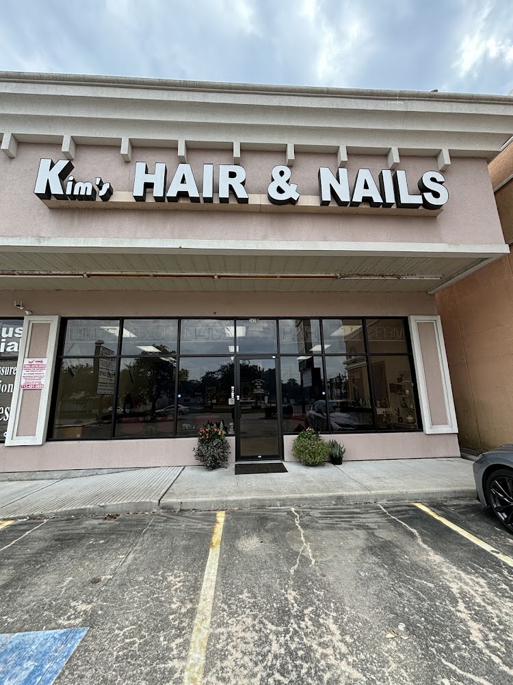 Kim's Hair and Nail Studio view 2