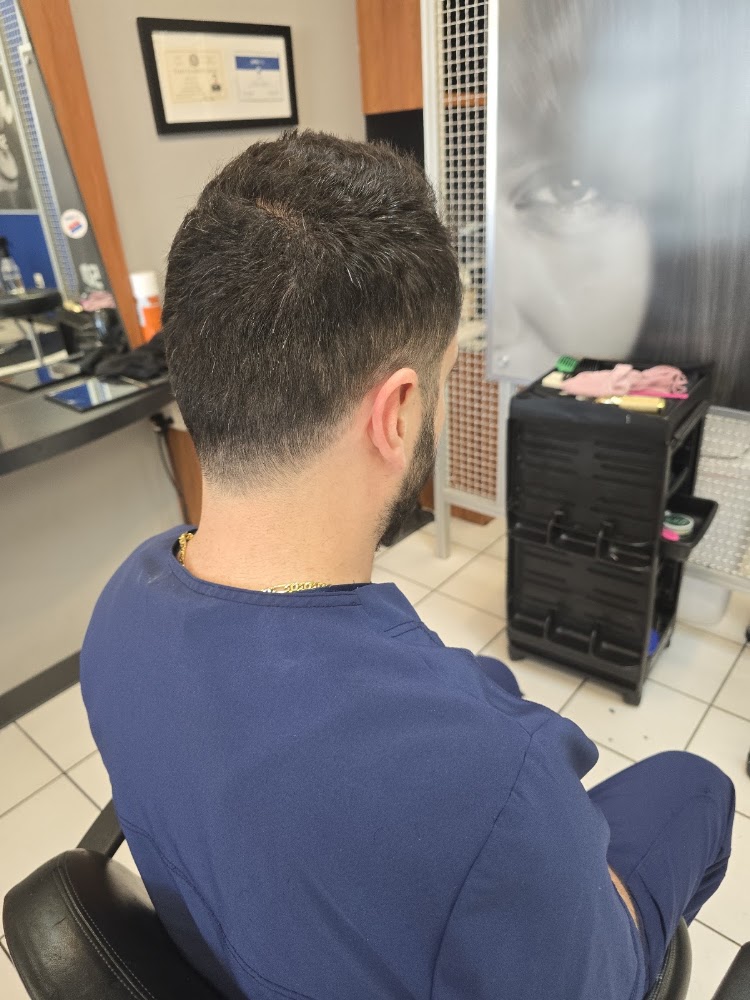 Supercuts view 3