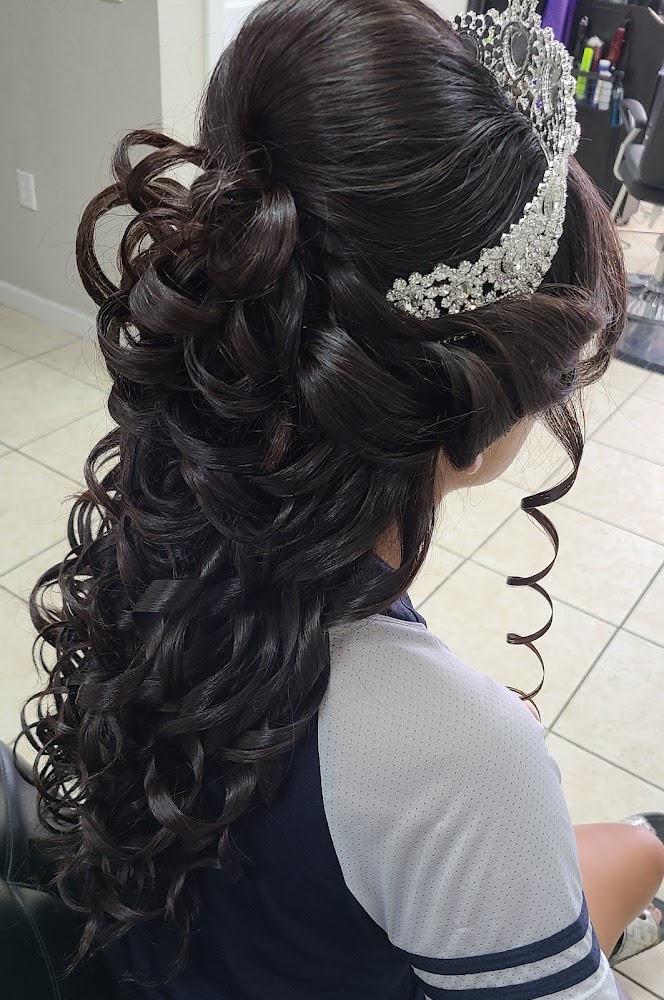 Anehly's Beauty Salon view 2