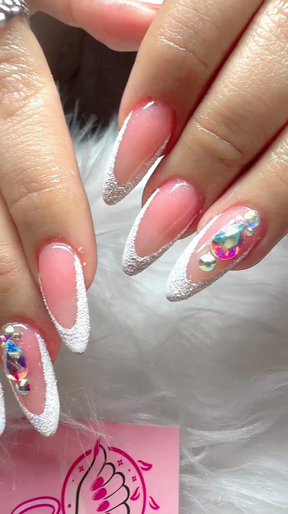 sulmy nails studio view 3