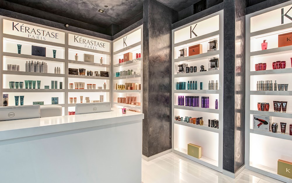 Attitudes Paris Coiffure-Boutique view 2