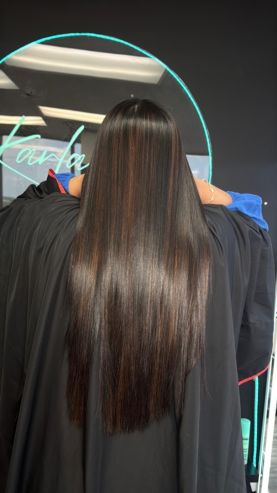 Karla Styles Beauty Bar view 2