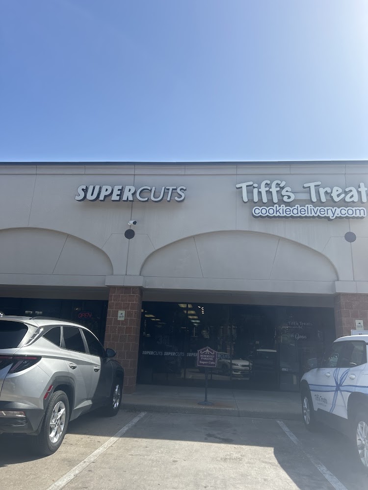 Supercuts view 3