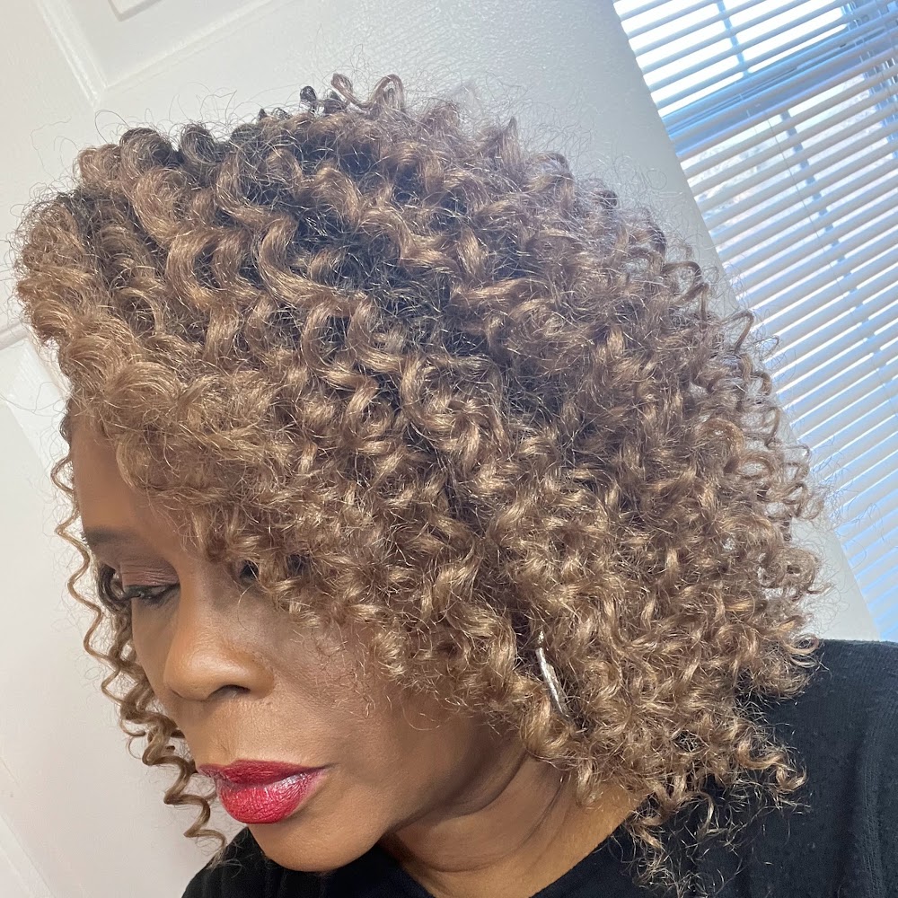 Shear Glow Beauty Studio view 5