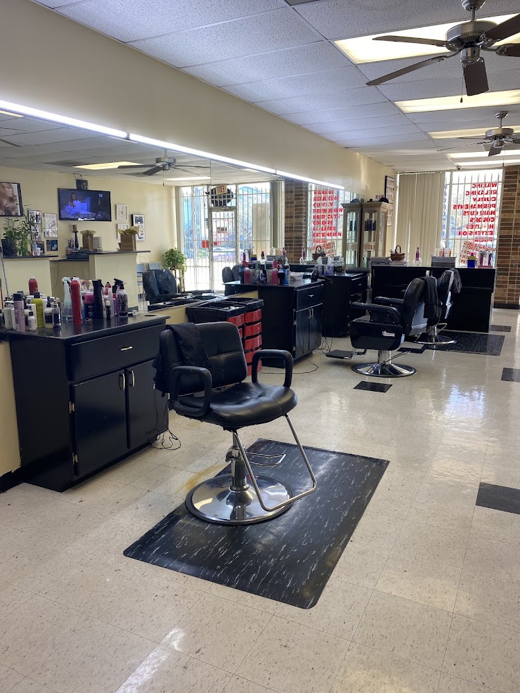 Lucy's Hair Studio view 5