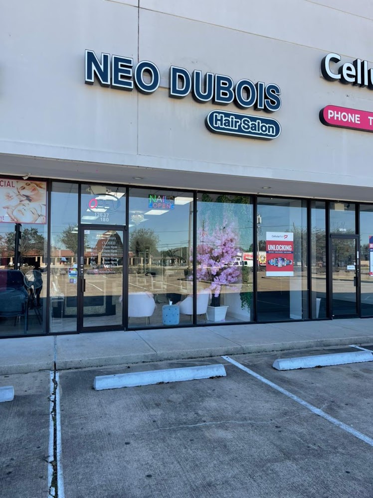 Neo Dubois Hair Salon view 4