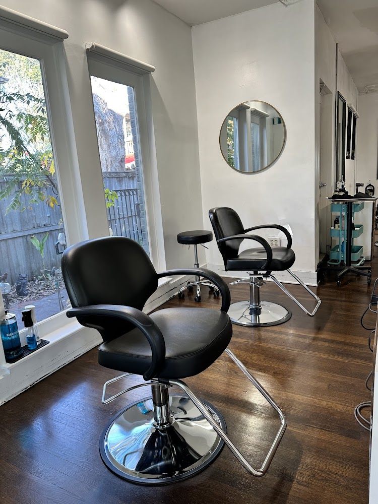 Bleach Salon view 2