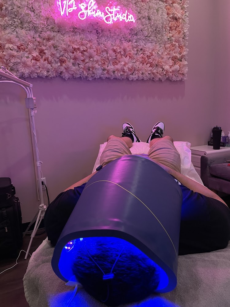 Salons by JC Webster - Luxury hair, beauty, wellness & salon suites in Webster, TX view 5