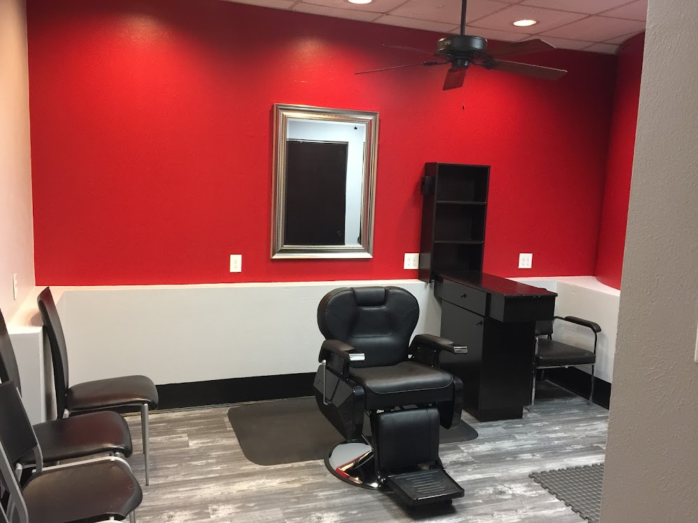 Ken's Kutting Shoppe Professional Salon Suites view 2