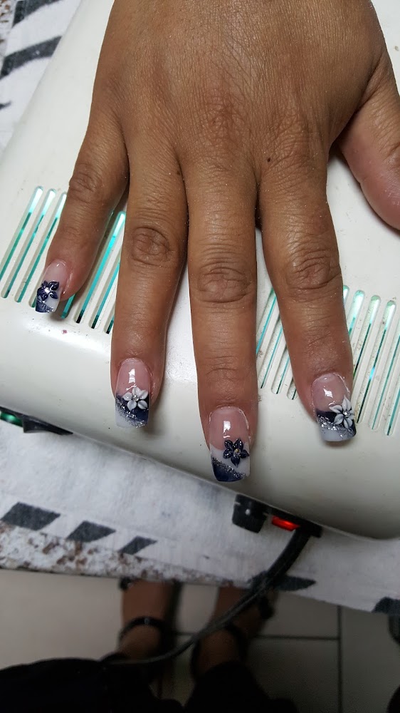VD Vegas Beauty Salon view 4