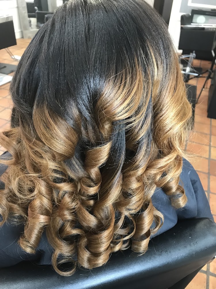 Canvas Hair Studio view 4