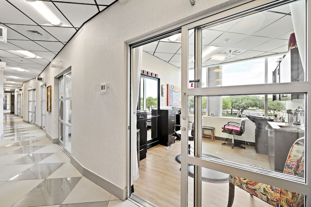 My Salon Suite primary photo
