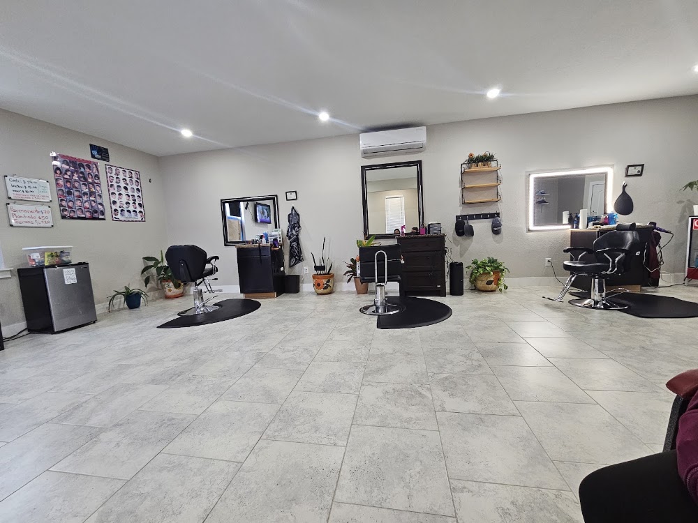 Blue Beauty Salon & Barber Shop view 2