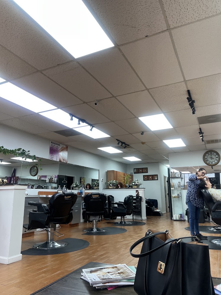 Diva’s Salon & Spa view 4