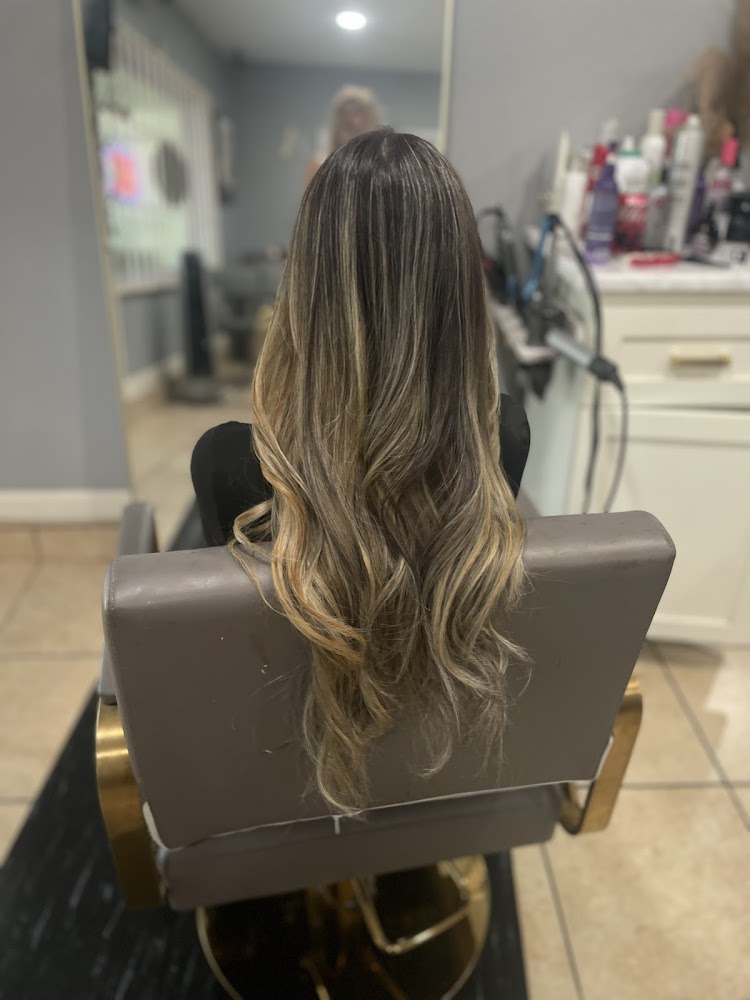 Alma's Beauty Studio primary photo