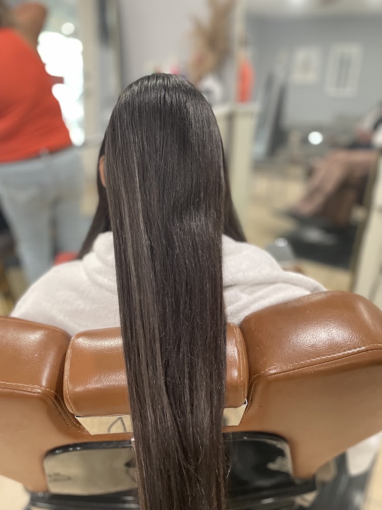 Alma's Beauty Studio view 4