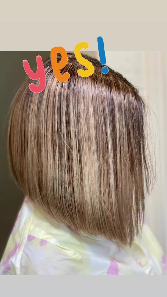 R Valentino Hair Salon view 3