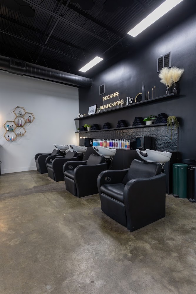 Forward Salon view 5