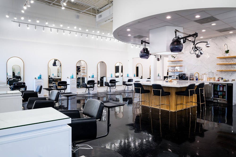 The Upper Hand Salon: Memorial view 4
