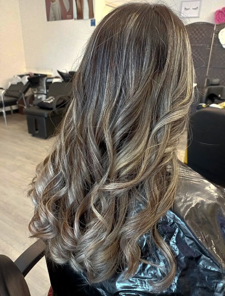 La Belleza Hair Salon view 2