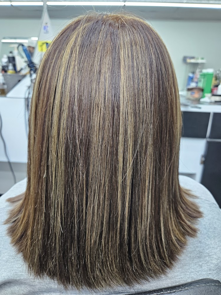 KENIA BEAUTY SALON view 4