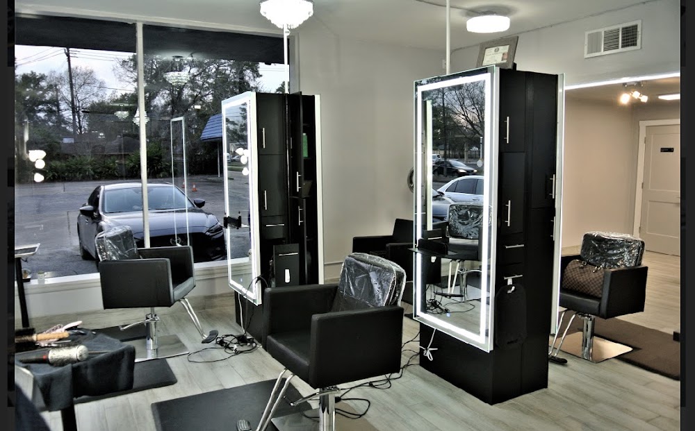 Revive Salon and Spa in Oak Forest view 4