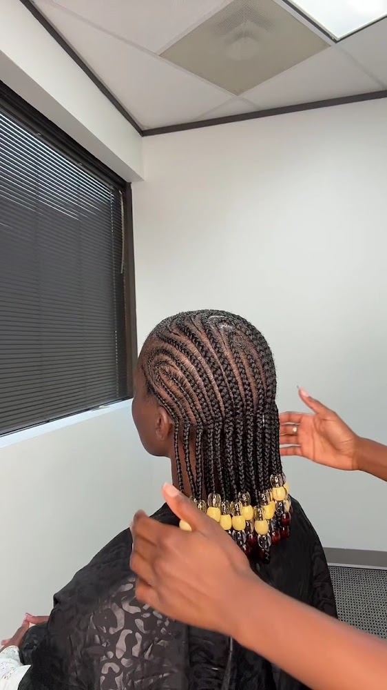 Vibrant beauties hair braiding salon view 2