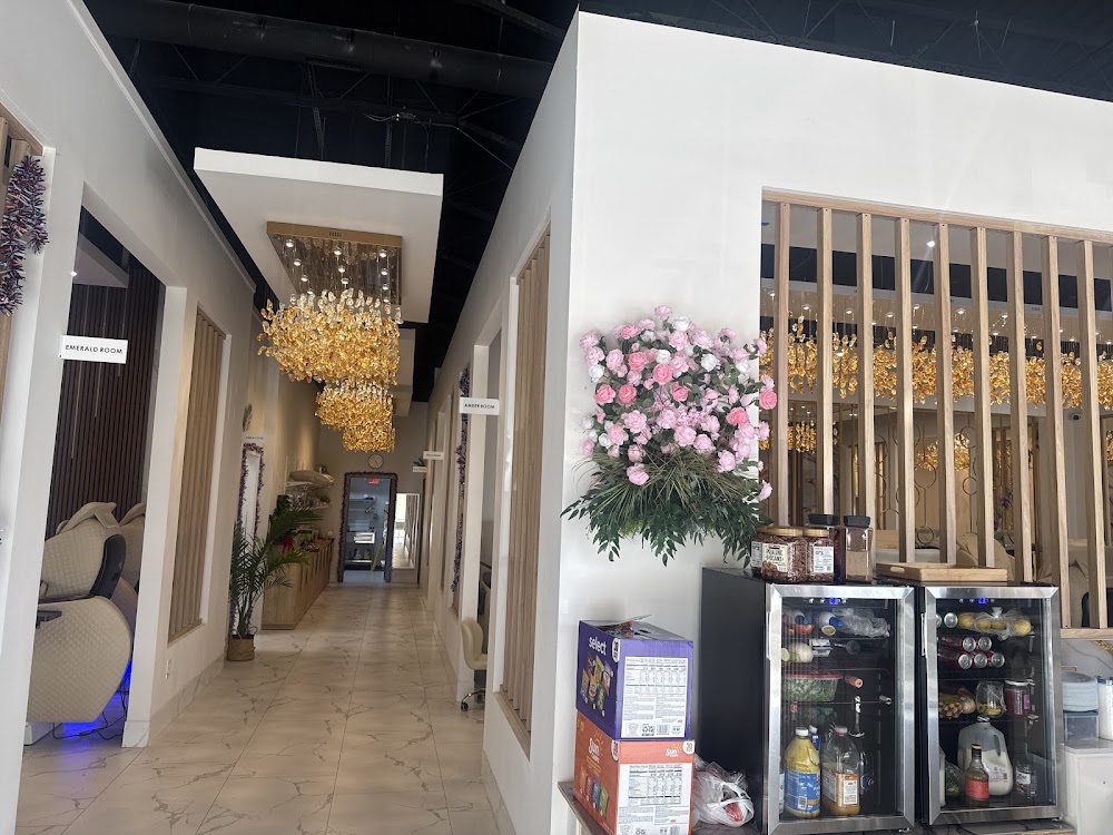 La Belle Vie Nail Spa view 5
