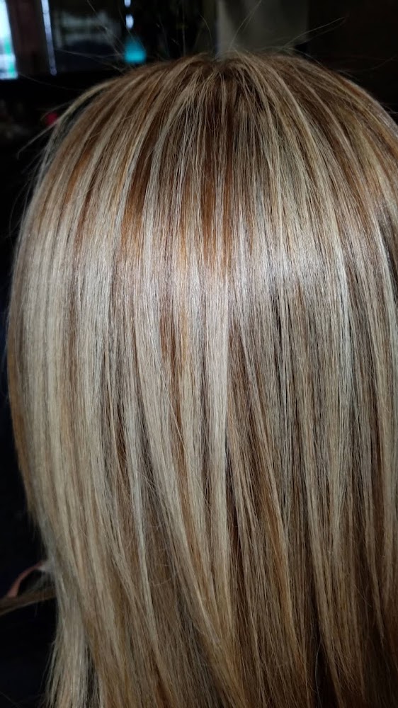 Glenda's Hair Salon view 2