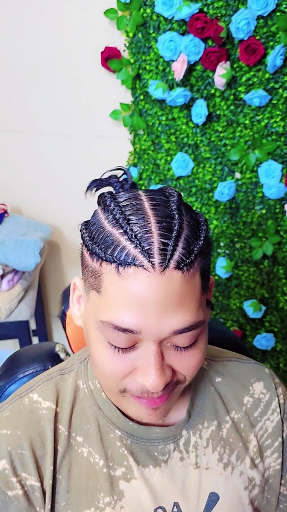 BRAIDS N DREADLOCKS LLC view 4
