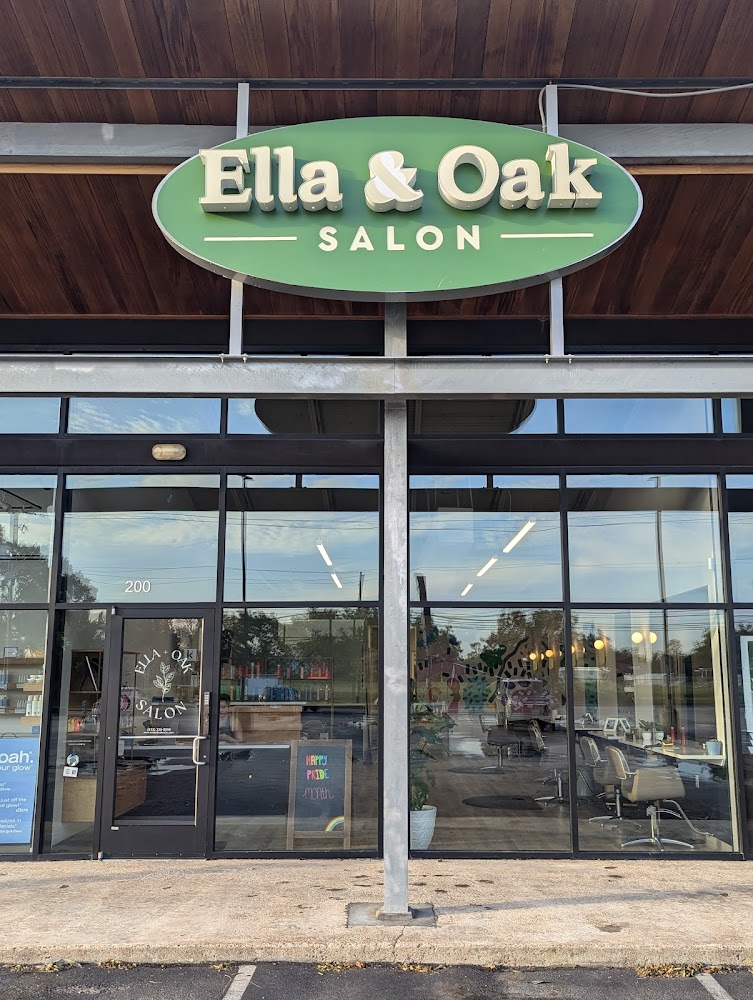 Ella and Oak Salon view 2