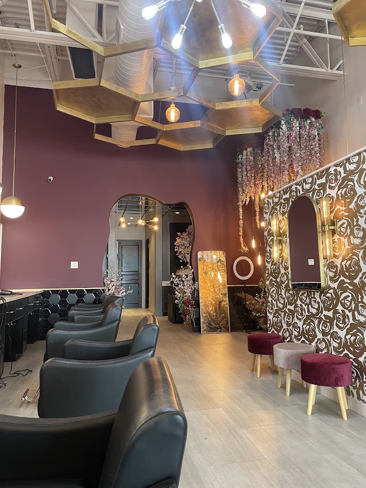 The Hive Styling Bar & Salon primary photo