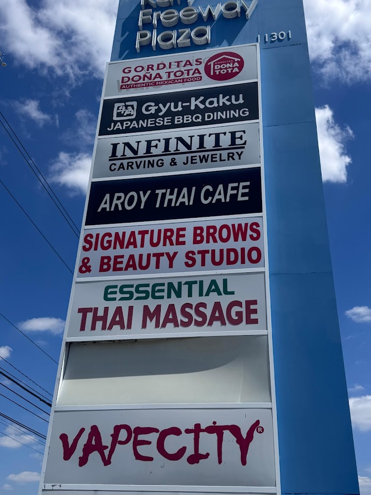 Signature Brows & Beauty Studio view 5
