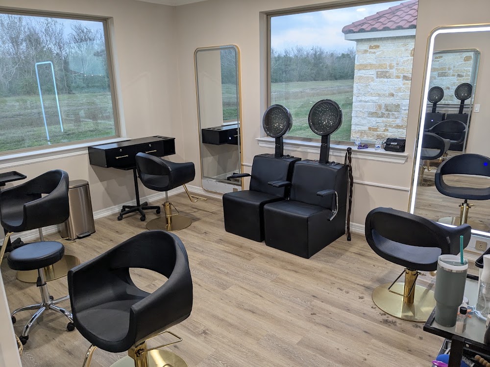 La Femme Beauty Lounge view 4