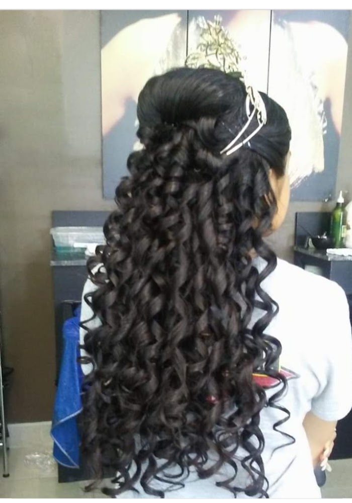 Abril's Hair Salon view 2
