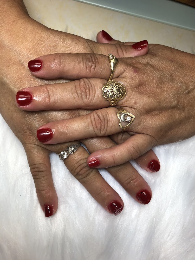FABI’S Beauty And Nails Salon primary photo