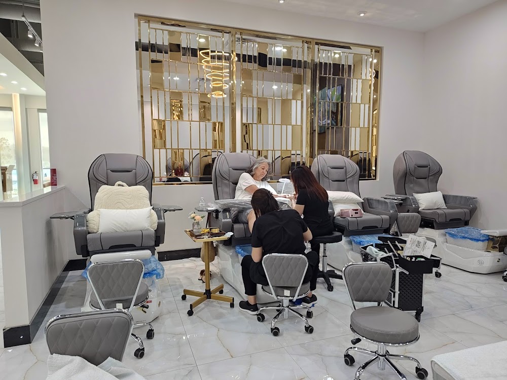 Elegant Salon & Spa view 3
