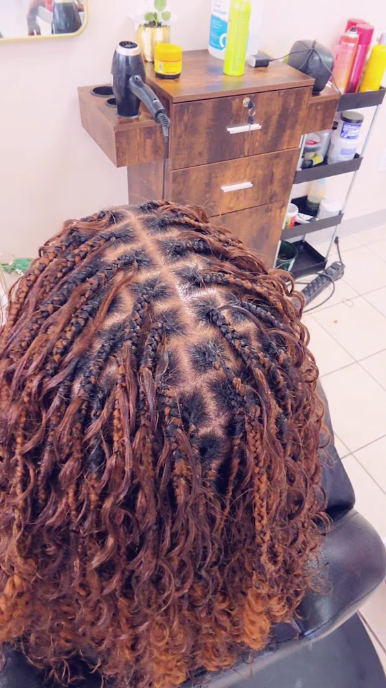 Chee Master Hair Braiding view 3