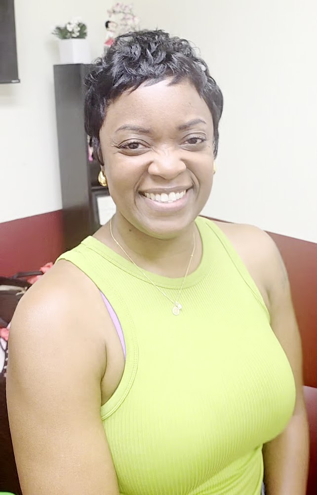 Hair Iz Hair Salon & Barber By Ericka view 5