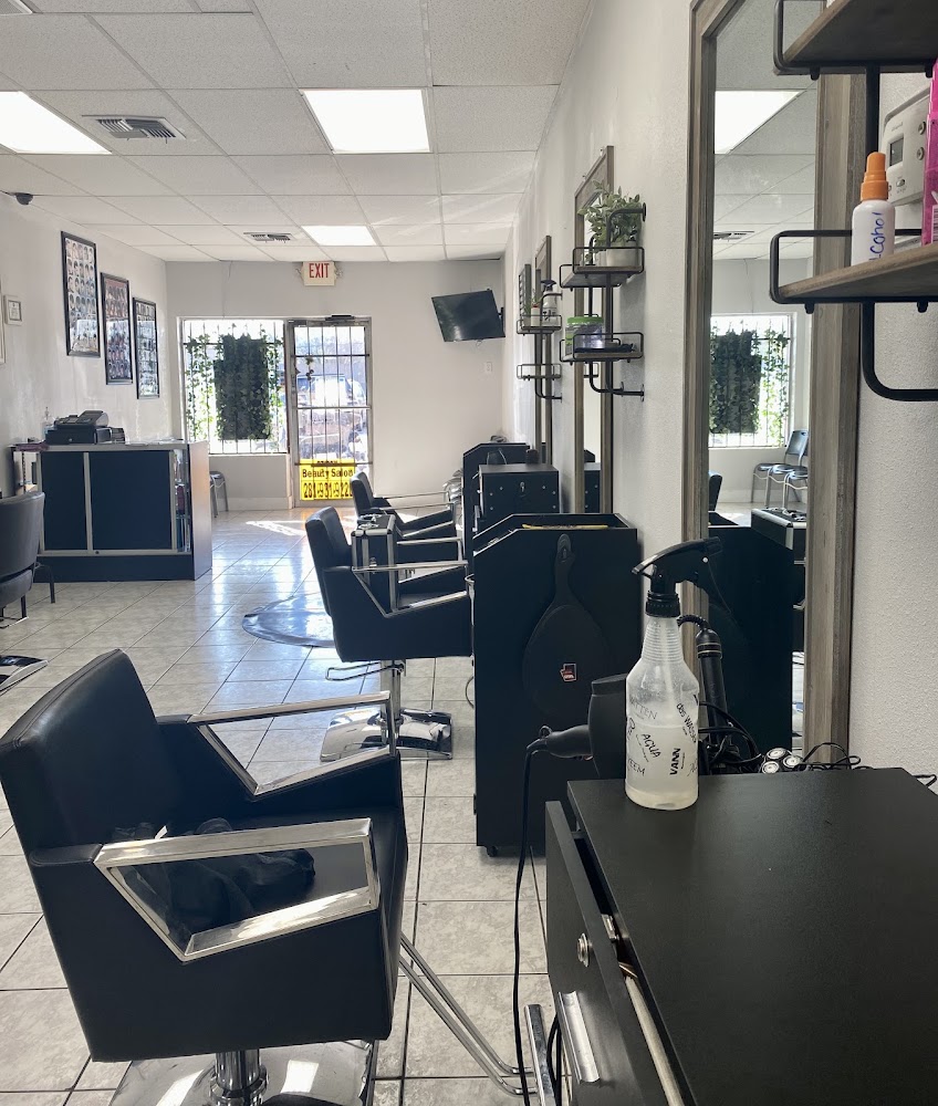 Ozuna's Beauty Salon primary photo